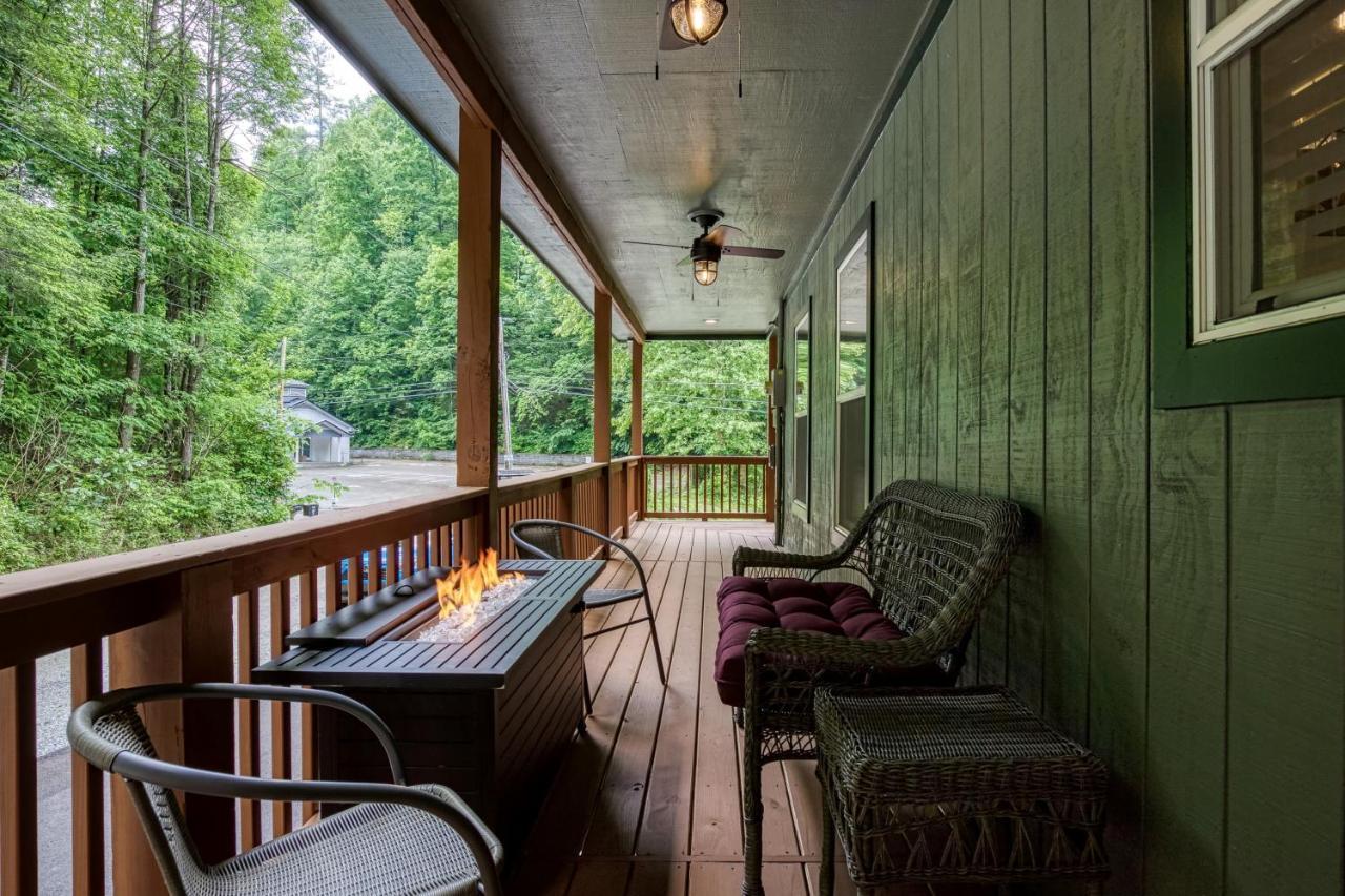 Great Location - Hot Tub - Dog Friendly Villa Sevierville Exteriör bild