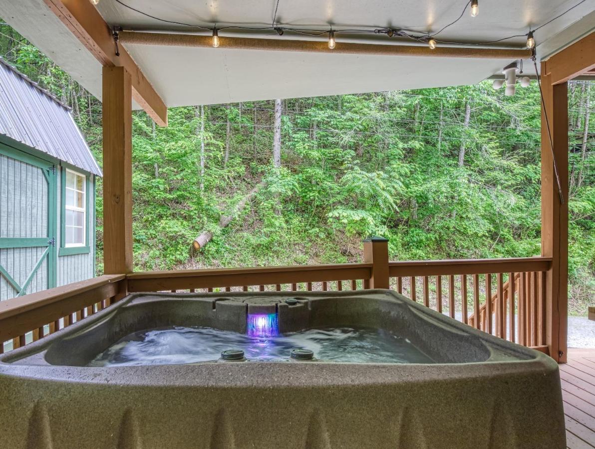 Great Location - Hot Tub - Dog Friendly Villa Sevierville Exteriör bild