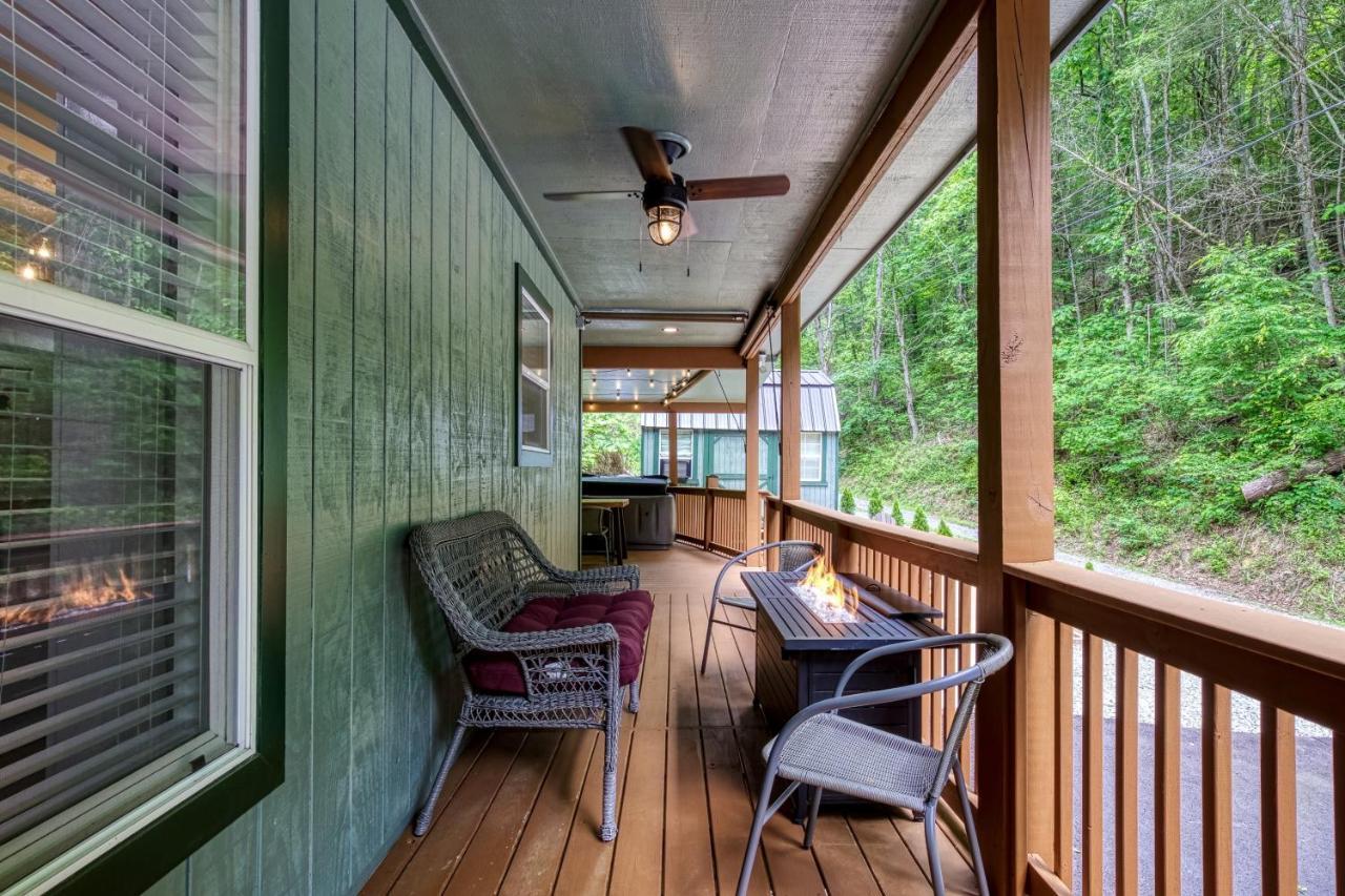 Great Location - Hot Tub - Dog Friendly Villa Sevierville Exteriör bild